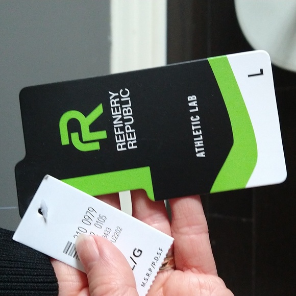 Refinery Republic Men's Vegan Leather Jacket - Picture 4 of 5